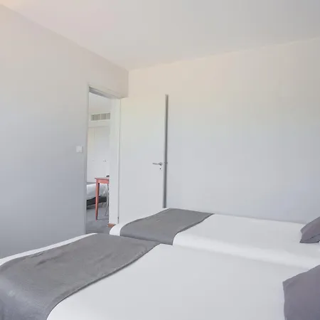 Brise De - Piscine Interieure & Exterieure Hotel Saint-Raphaël