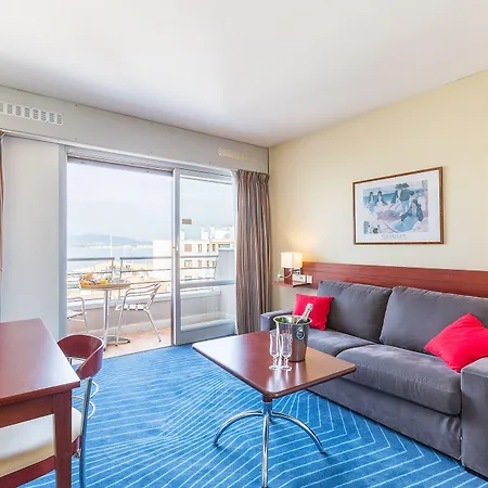 Ξενοδοχείο Brise De - Piscine Interieure & Exterieure