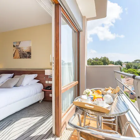 Brise De - Piscine Interieure & Exterieure