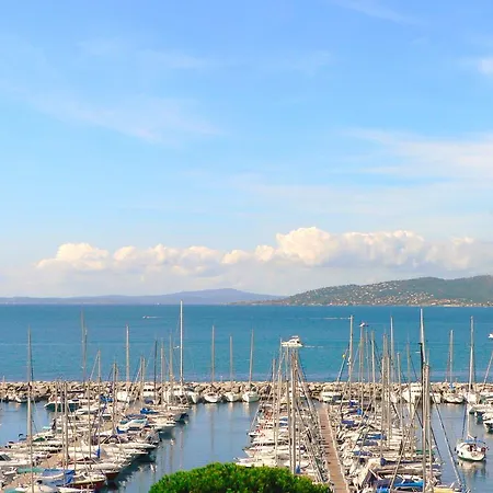 Brise De - Piscine Interieure & Exterieure Hotel 4*