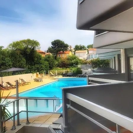 Brise De - Piscine Intérieure&extérieure