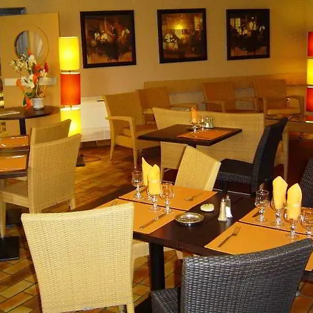 Brise De - Piscine Interieure & Exterieure Hotel