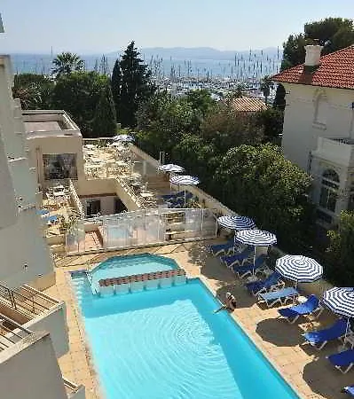 Brise De - Piscine Intérieure&extérieure Hotel 4*
