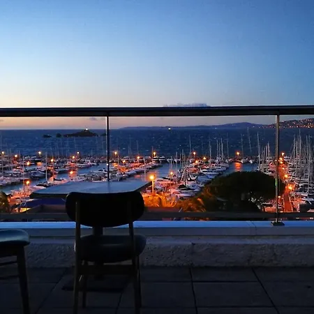 Brise De - Piscine Intérieure&extérieure 4* Saint-Raphaël