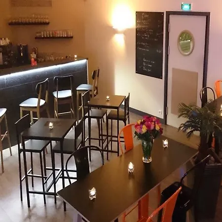 Brise De - Piscine Intérieure&extérieure 4*
