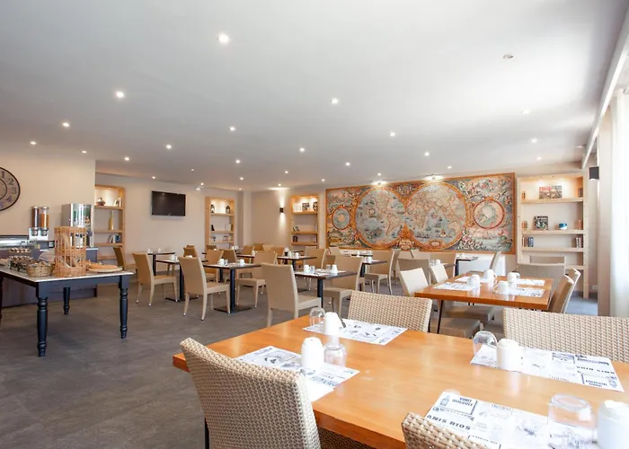 Hotel Brise De - Piscine Intérieure&extérieure 4*