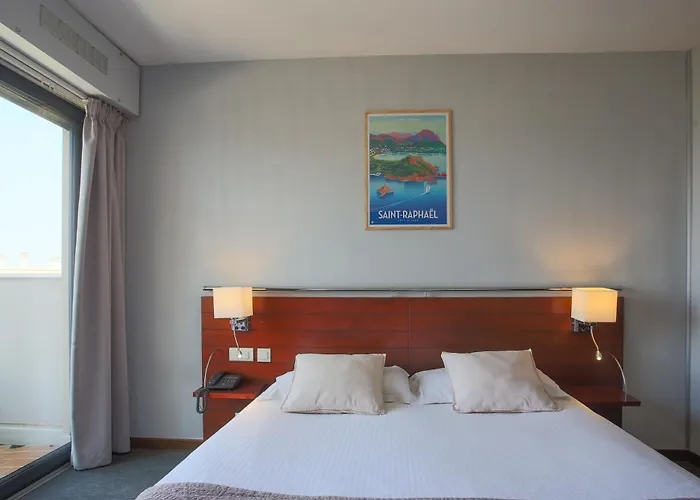 Brise De - Piscine Intérieure&extérieure