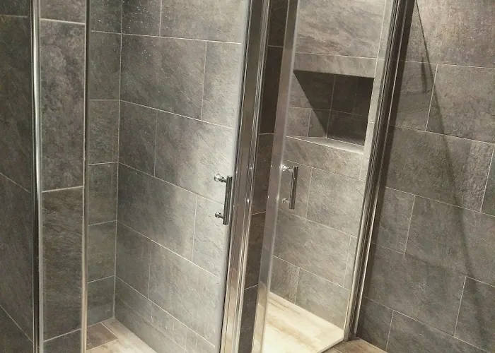 Brise De - Piscine Intérieure&extérieure Saint-Raphaël