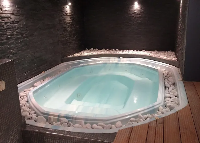 Hotel Brise De - Piscine Intérieure&extérieure 4*