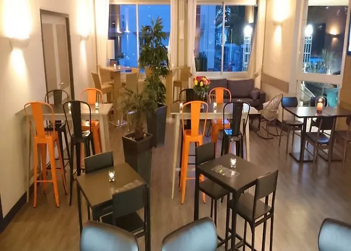 Brise De - Piscine Intérieure&extérieure Hotel 4*